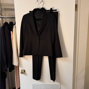 Theory • Pant Suit • Black • 0/2